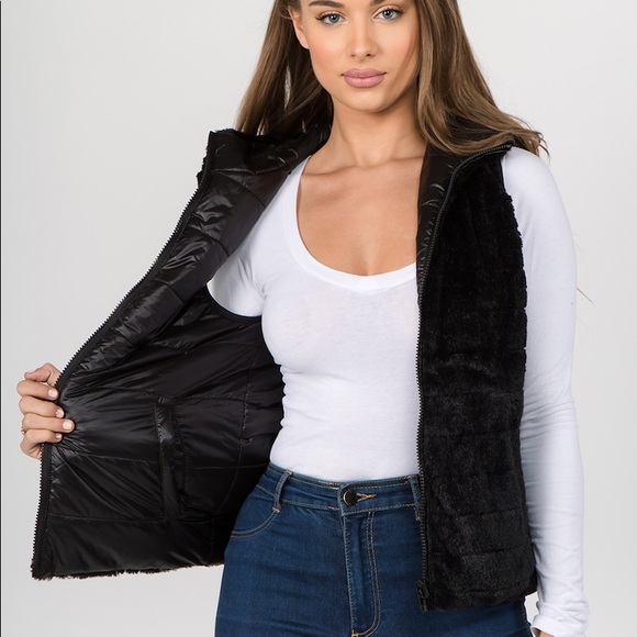 Reversible hooded nylon vest - Picture 4 of 4